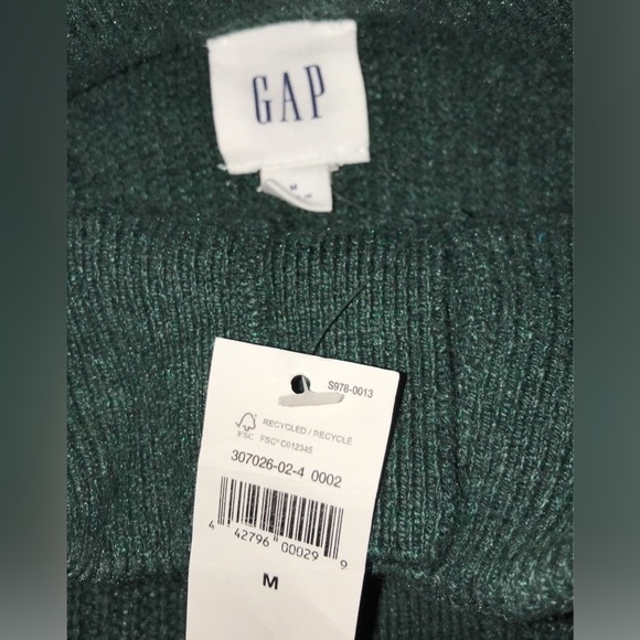 Gap buttoned long sleeve sweater/cardigan - Picture 3 of 4